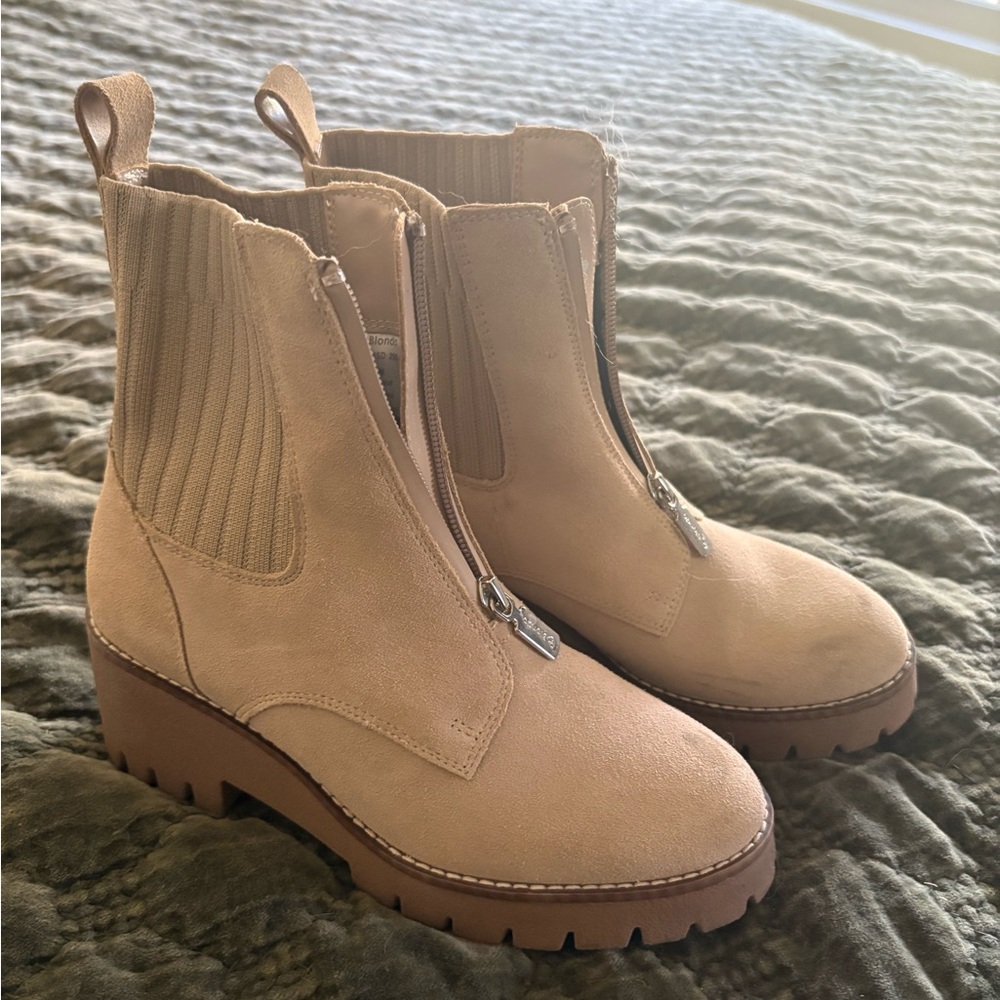 Blondo Tan Ankle Boots waterproof
